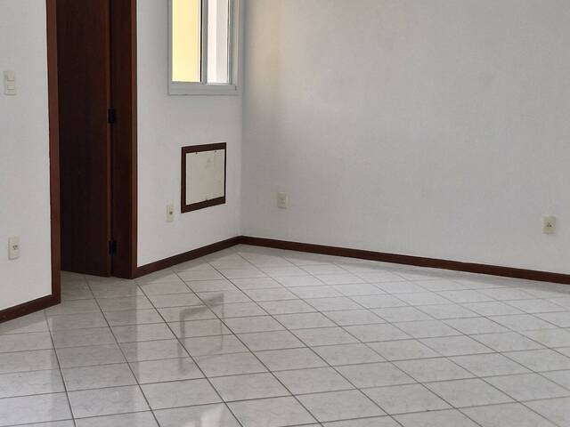 #LA0091 - Apartamento para Locação em Brusque - SC