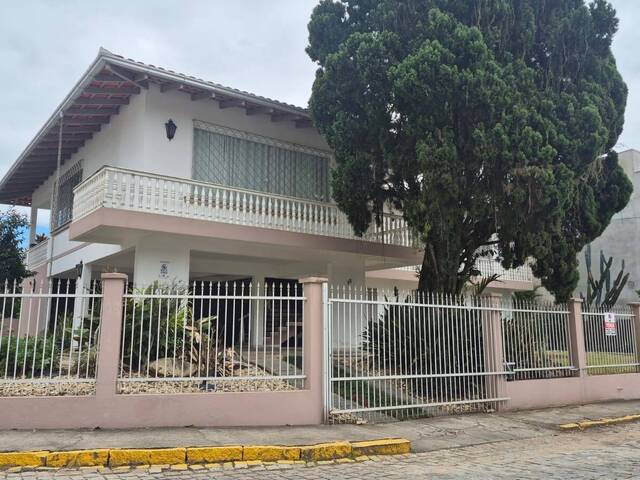 #152 - Casa para Venda em Brusque - SC