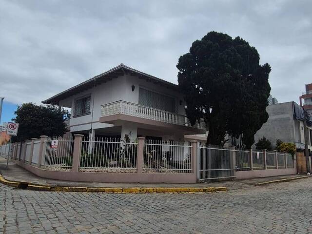 #152 - Casa para Venda em Brusque - SC